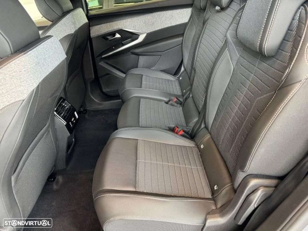 Peugeot 5008 1.2 Hybrid Allure e-DCS6 - 8