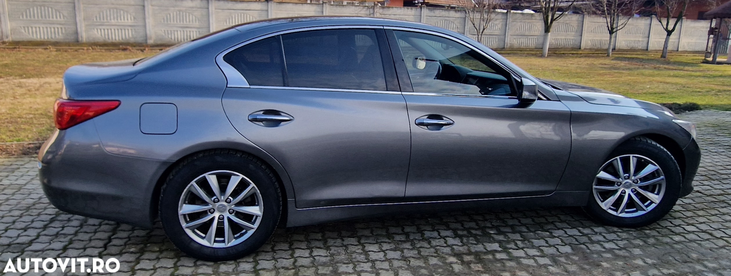 Infiniti Q50 - 3
