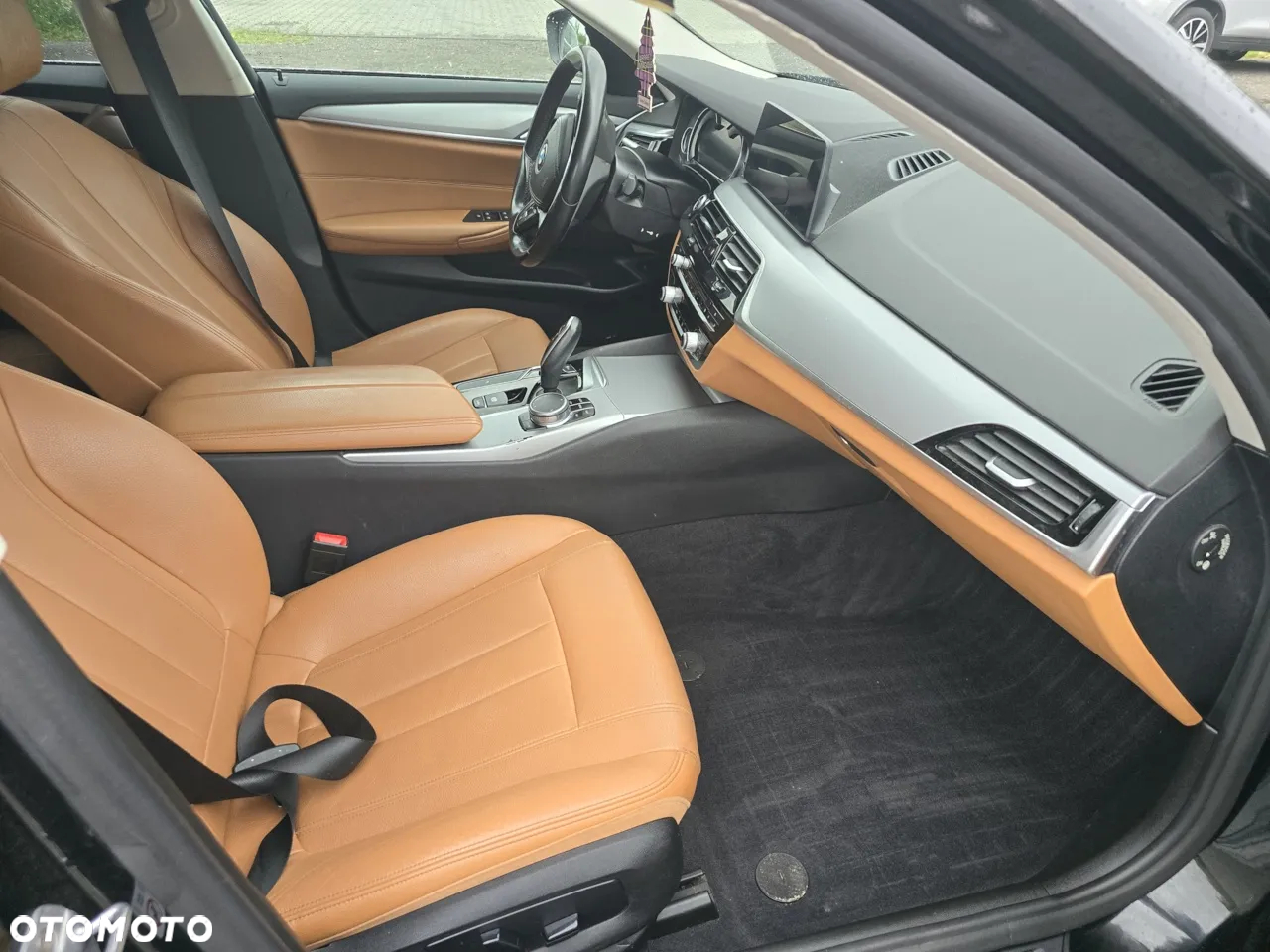 BMW Seria 5 520d Luxury Line - 12