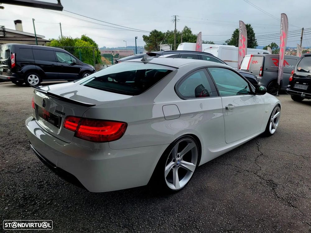 BMW 325 i M Sport Edition - 6