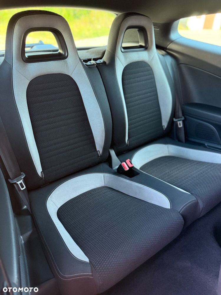 Volkswagen Scirocco 2.0 TSI R DSG - 23