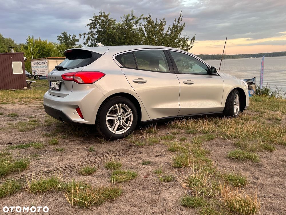 Ford Focus 1.5 TDCi SYNC Edition - 12