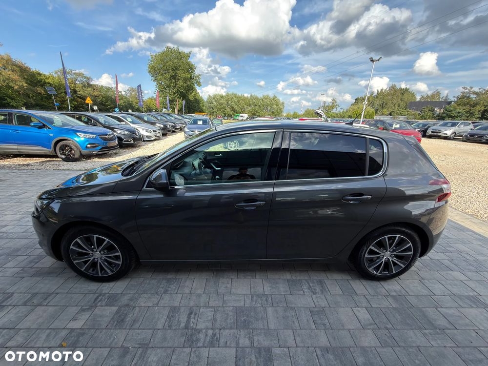 Peugeot 308 1.2 PureTech Allure S&S - 17