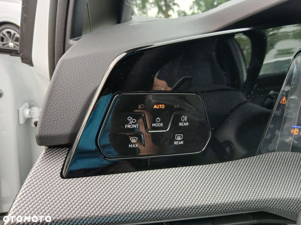 Volkswagen Golf 2.0 TSI 4Motion R DSG - 21