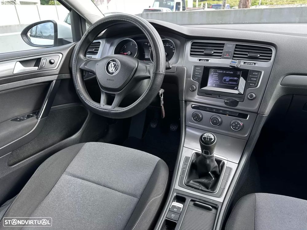 VW Golf Variant 1.6 TDi Highline - 38