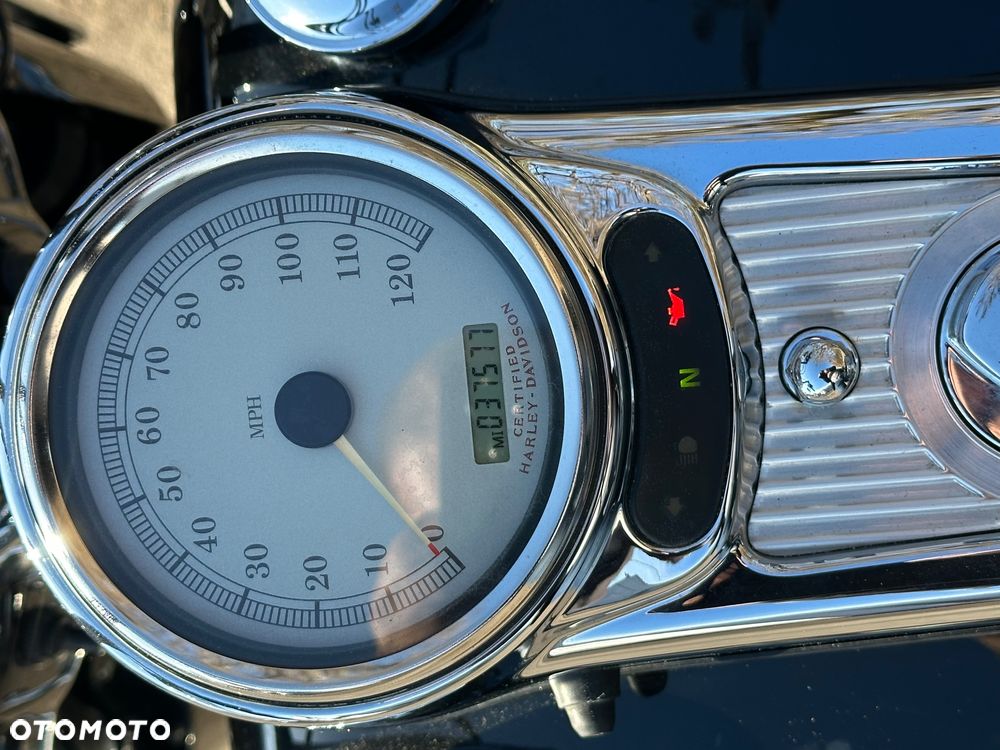 Harley-Davidson Touring Road King - 13