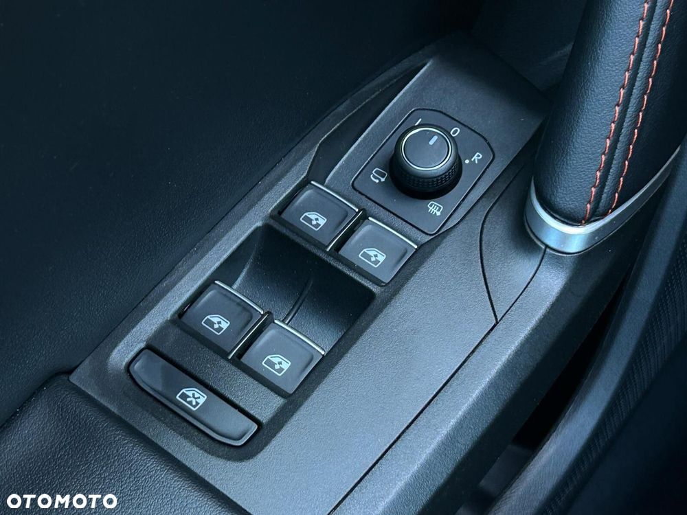 Seat Leon 1.5 eTSI FR DSG - 19