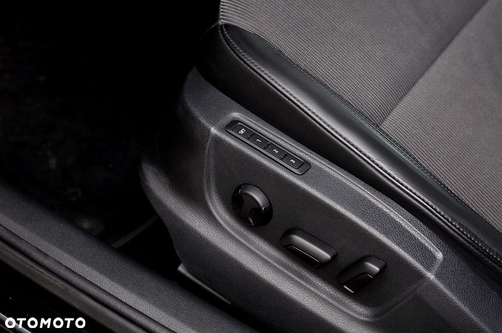 Skoda Octavia 1.6 TDI Premium Edition - 21