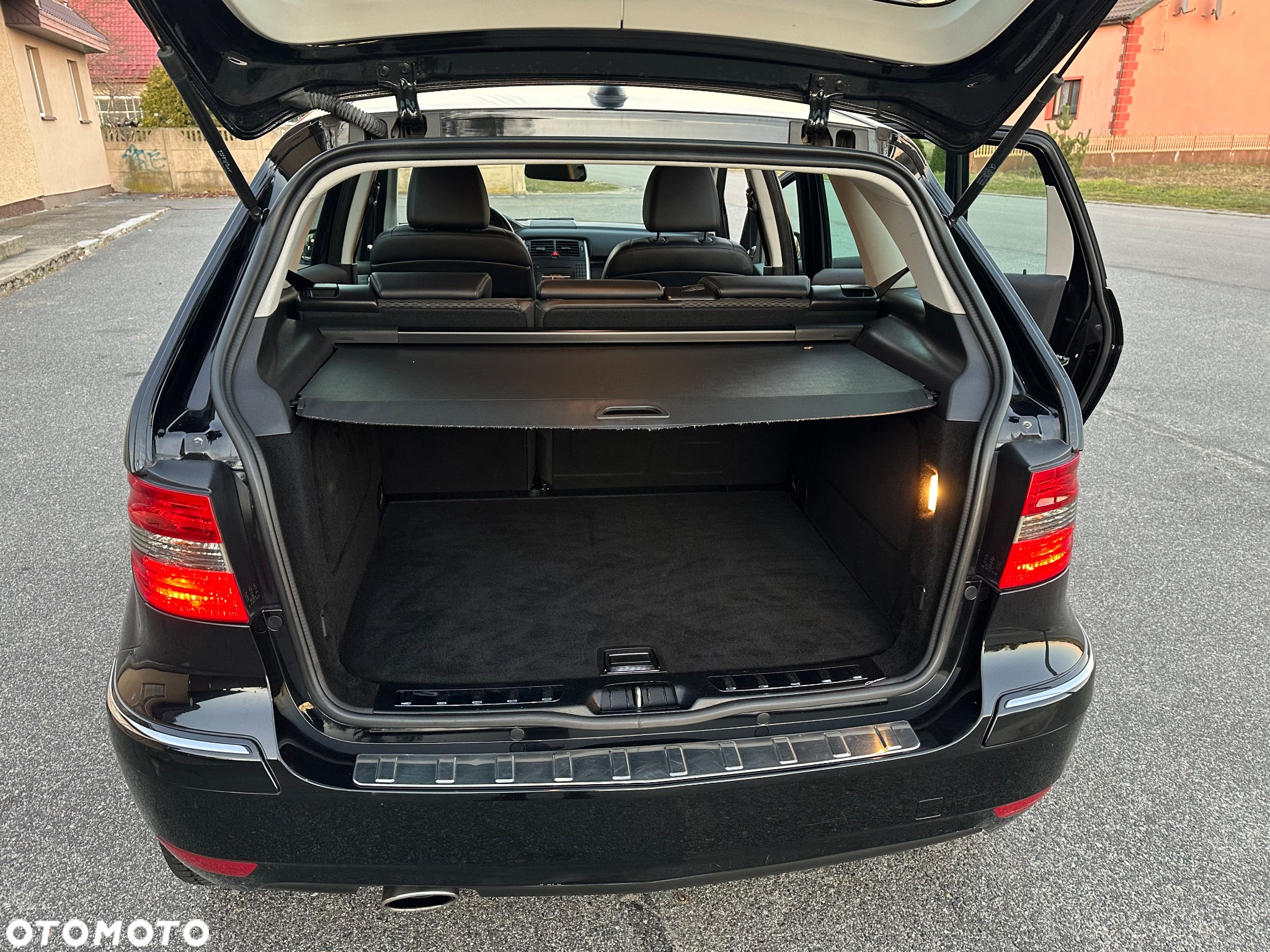Mercedes-Benz Klasa B 150 BlueEffICIENCY - 23