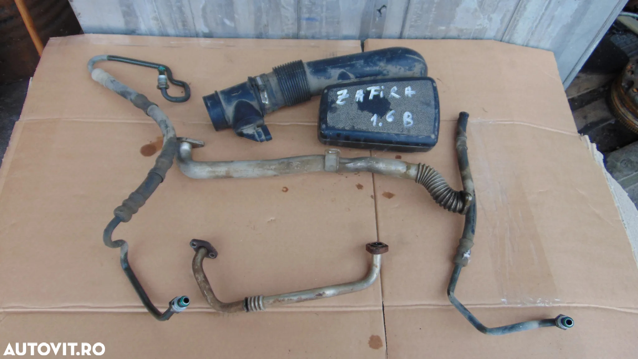 Debitmetru aer si conducte servo Opel Zafira B 1.6 benzina cod z16xep an 2005-2010 - 2