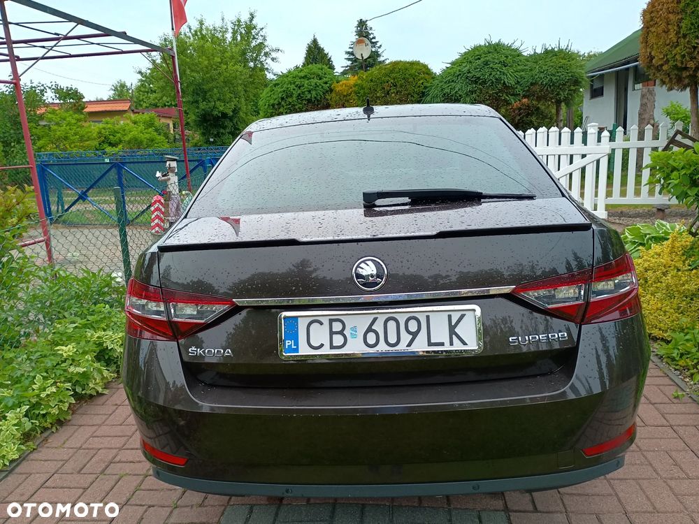 Skoda Superb 1.6 TDI DSG Style - 17
