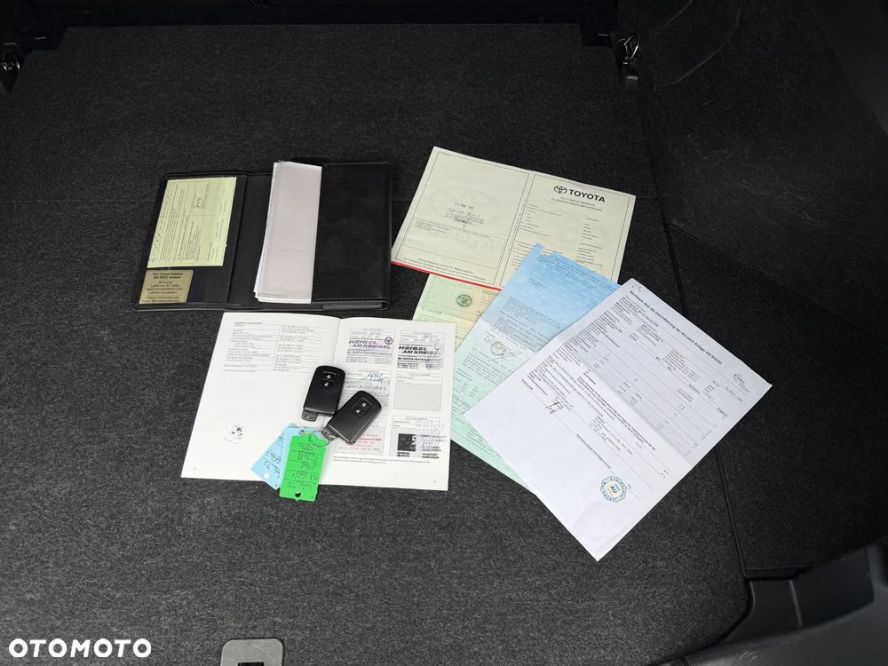 Toyota Auris 1.8 VVT-i Automatik Edition-S - 21