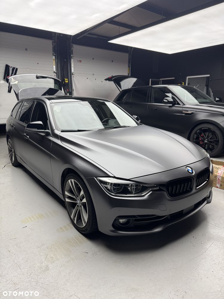 BMW Seria 3 320d Sport Line - 3