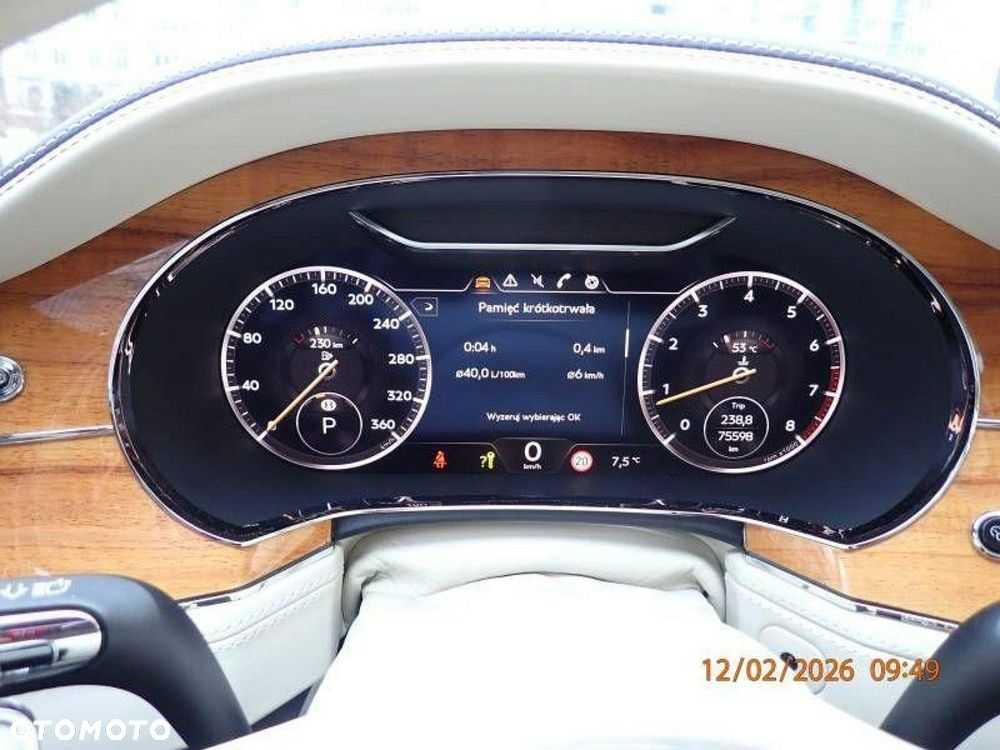 Bentley Flying Spur - 11