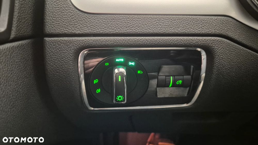 Skoda Superb 2.0 TDI 4x4 DSG Elegance - 21