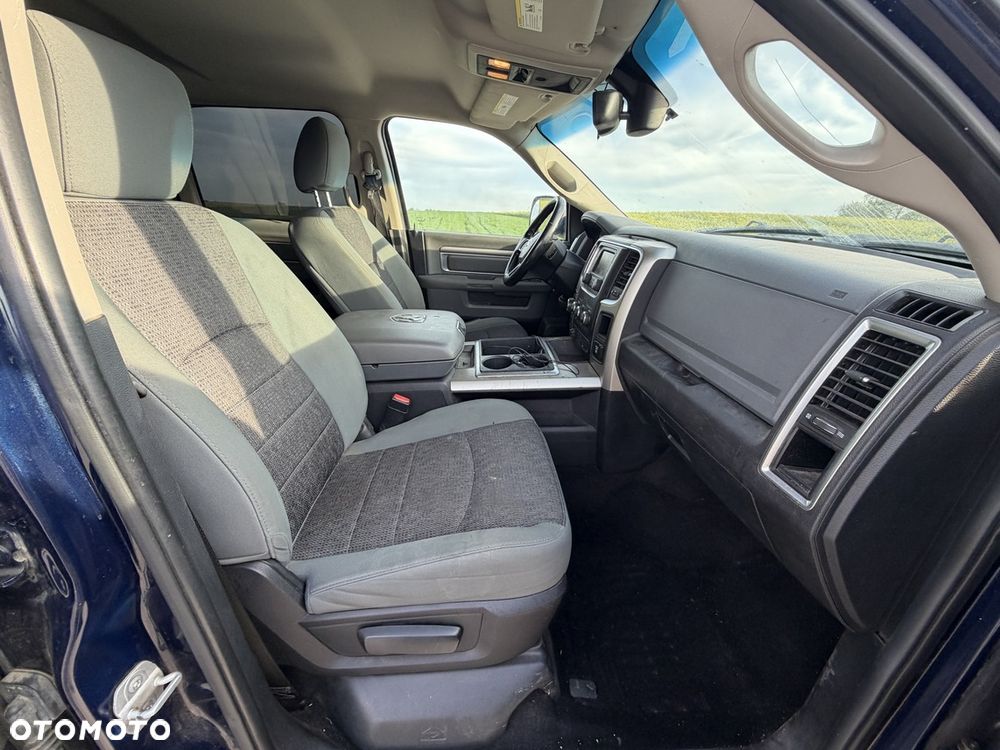 Dodge RAM 5.7 4x4 - 23