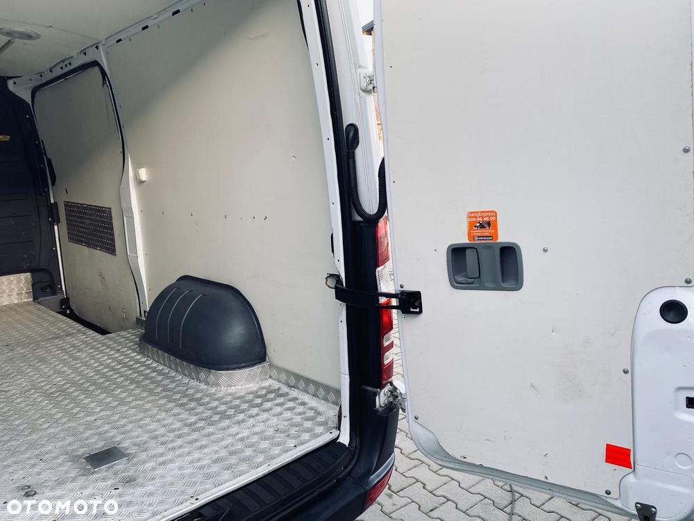 Mercedes-Benz SPRINTER - 26