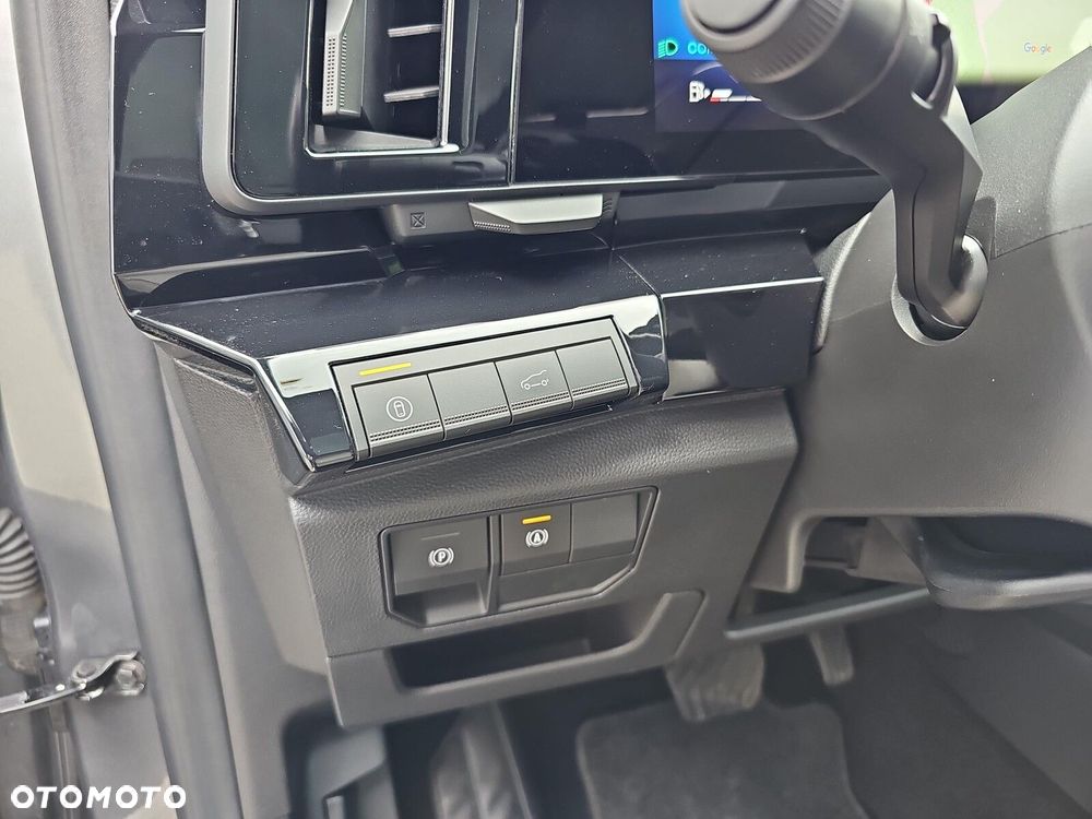 Renault Espace 1.2 E-Tech Full Hybrid 200 Iconic MMT 5os - 35