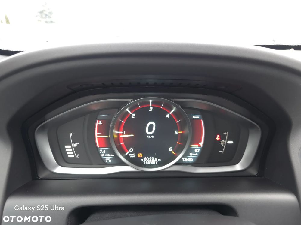 Volvo XC 60 D4 Momentum - 32