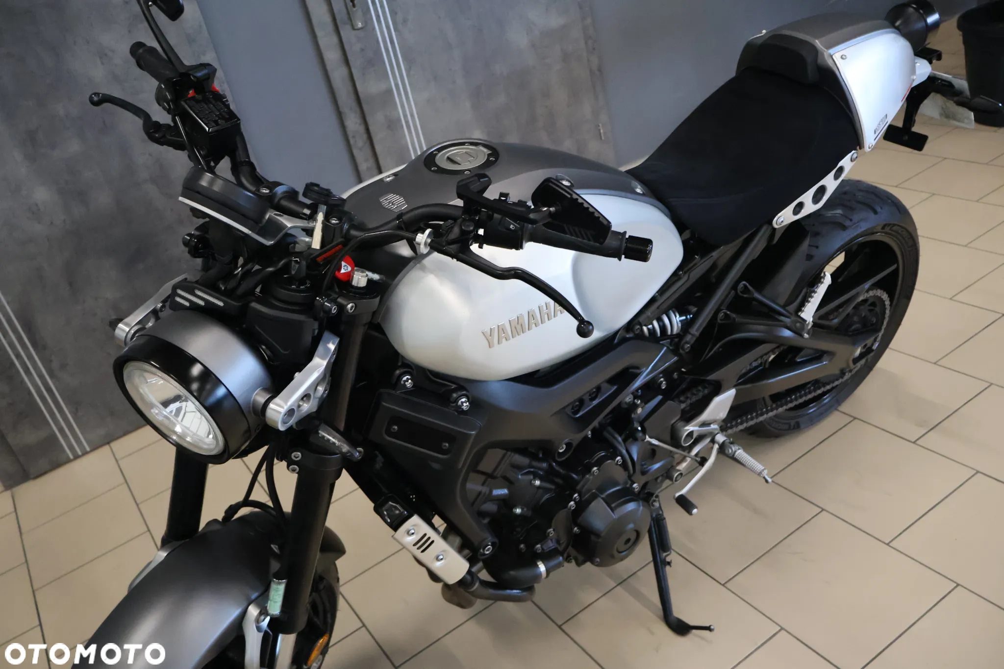 Yamaha XSR - 13