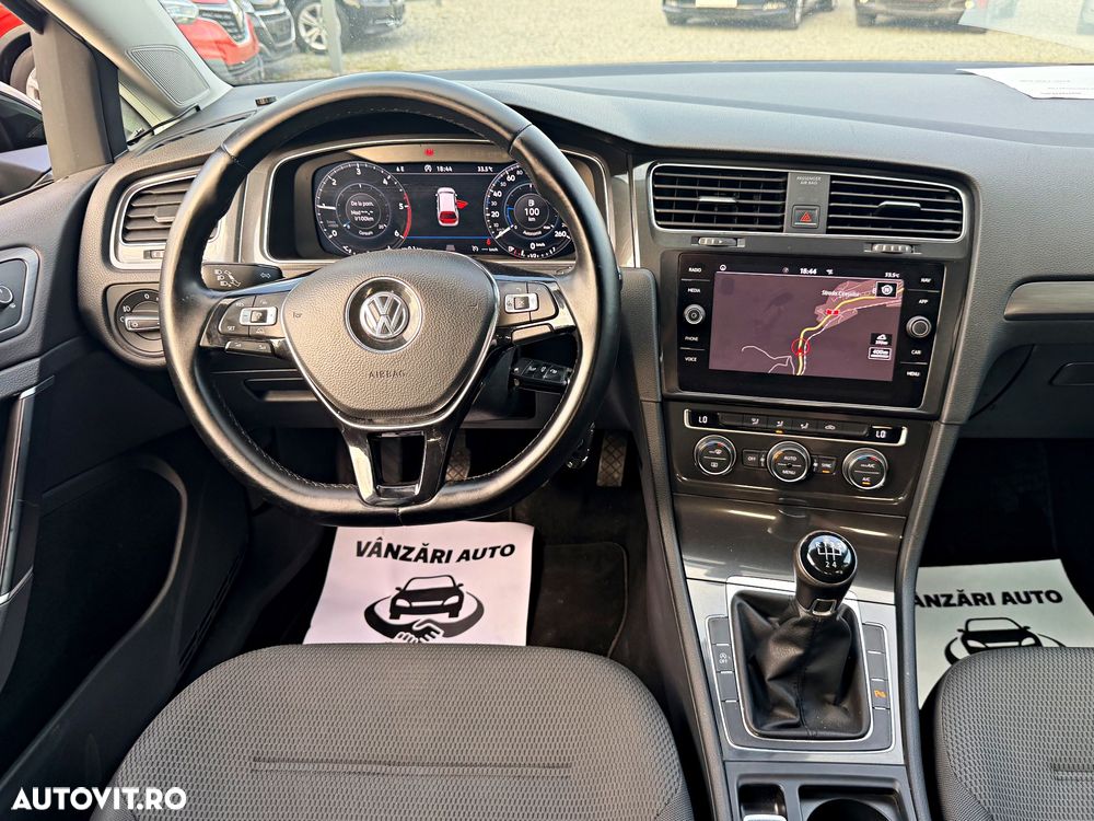 Volkswagen Golf 1.6 TDI BlueMotion Technology Cup - 6