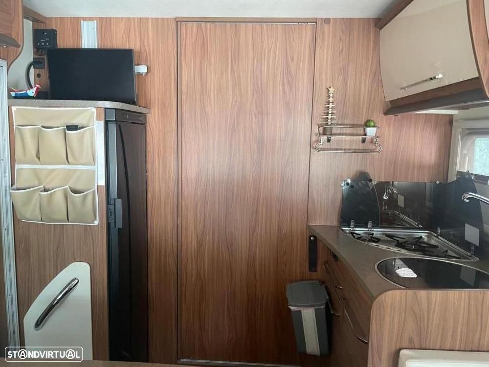 Itineo Famili MC650 cama central à esquerda e basculante - 9