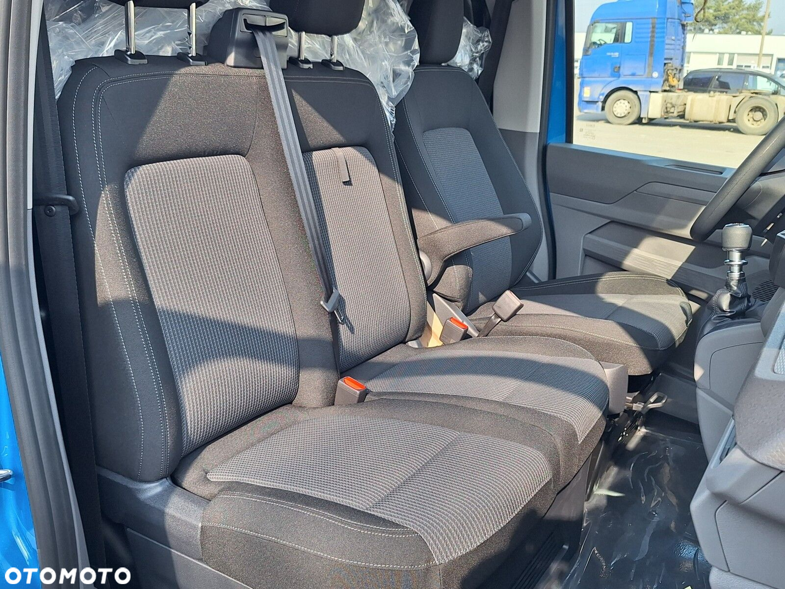 Volkswagen Transporter Furgon, 2,0TDI 150KM, 6-bieg.manualna, r.o :3500 mm - 19