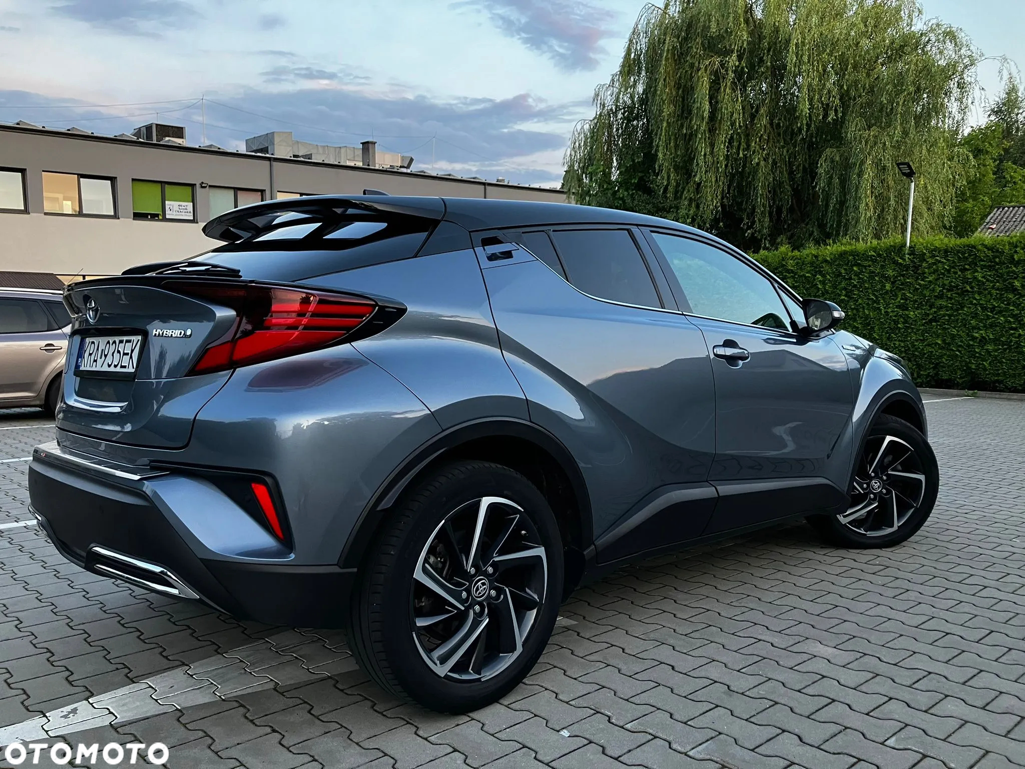 Toyota C-HR 2.0 Hybrid Style - 36