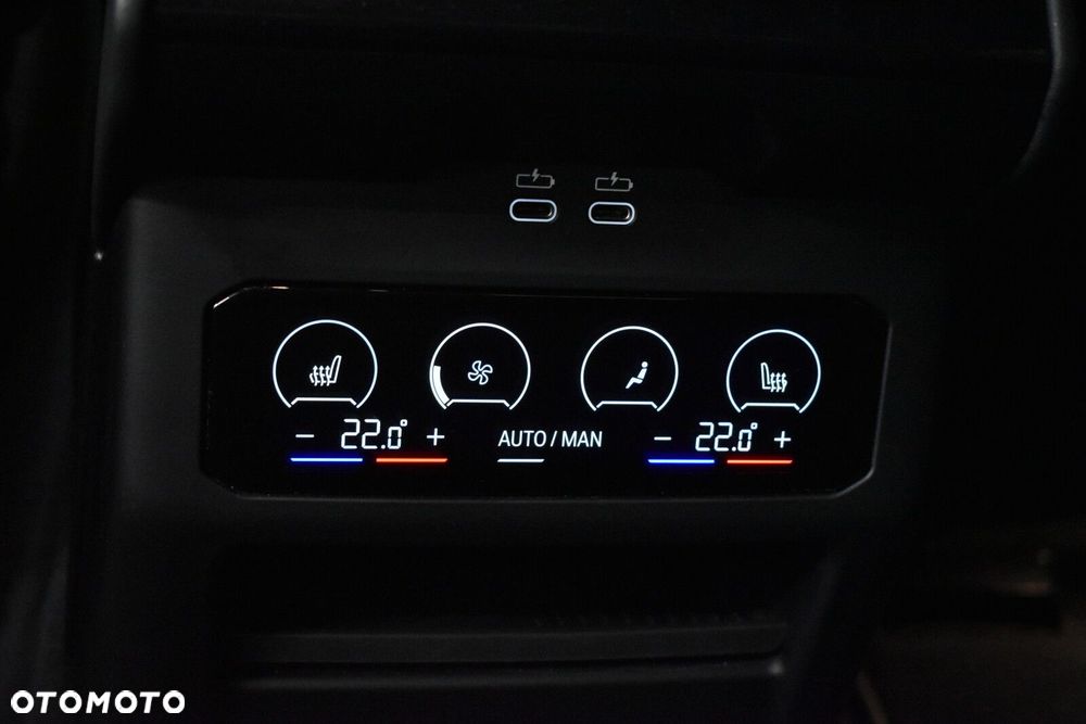 BMW Seria 5 520d mHEV M Sport - 23