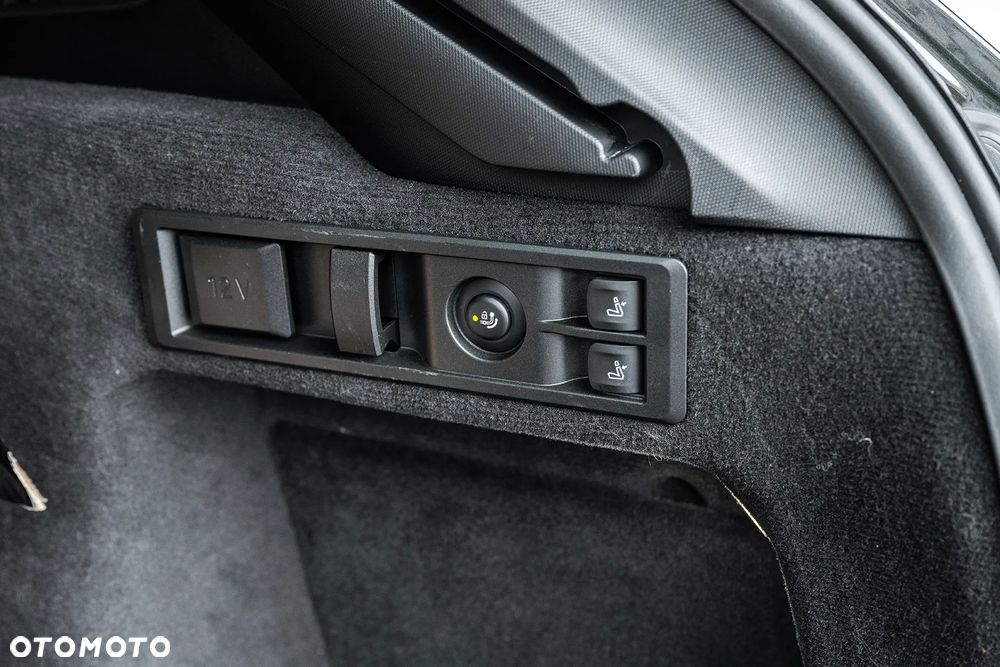 BMW Seria 3 330e xDrive M Sport sport - 15