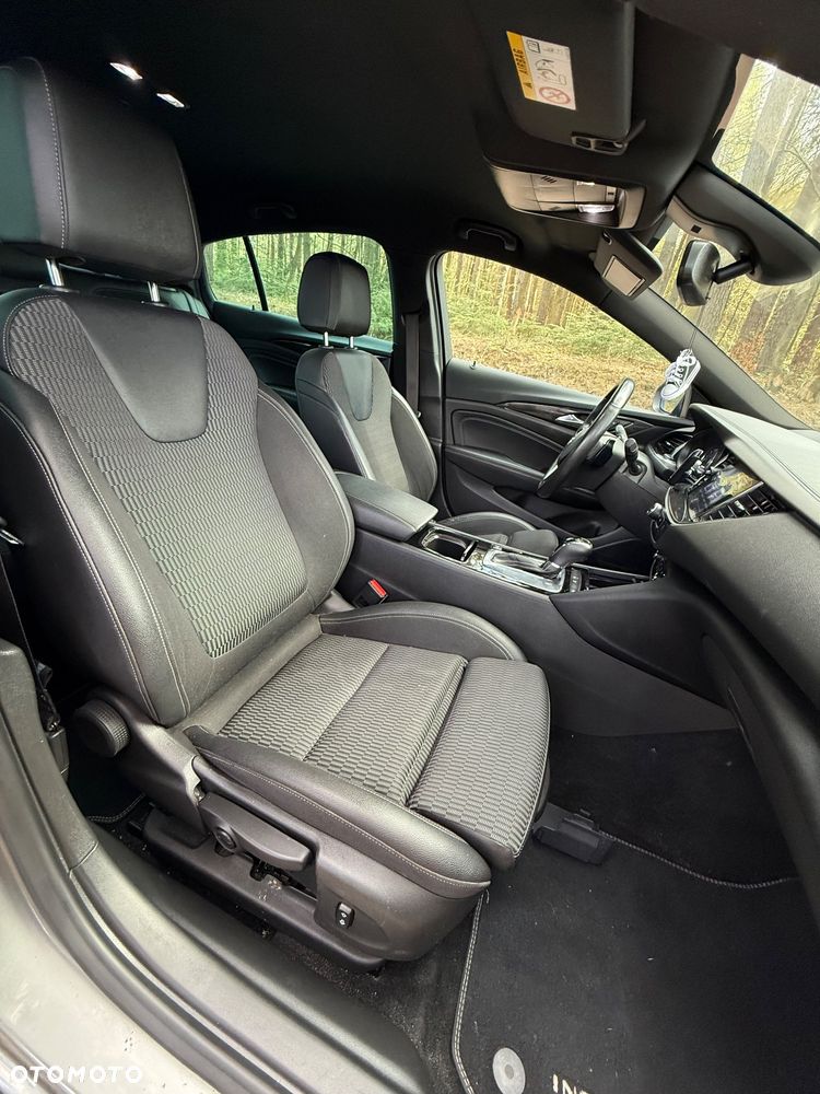 Opel Insignia CT 2.0 CDTI - 11