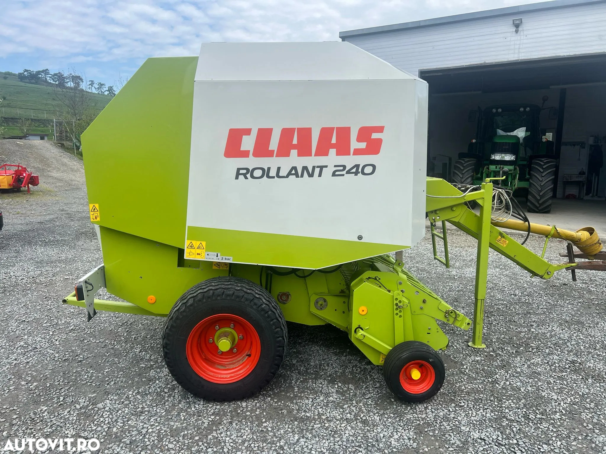 Claas Rollant 240 - 6