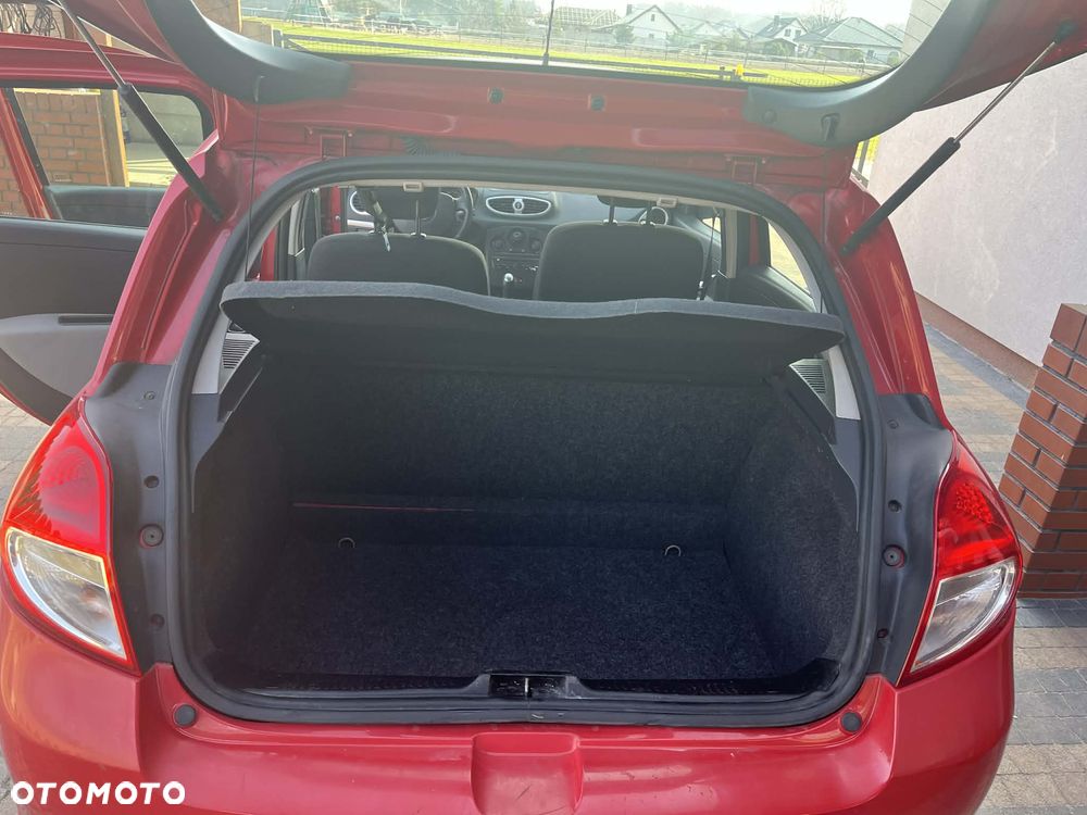 Renault Clio 1.2 16V Alize Euro5 - 13