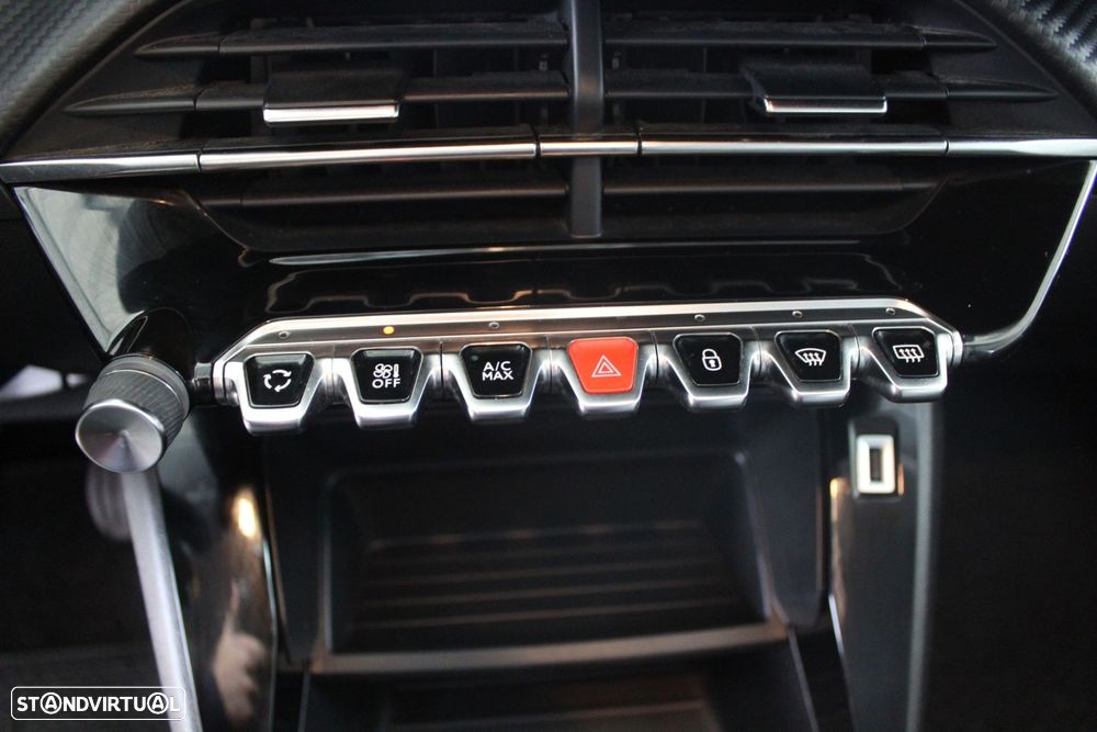 Peugeot 208 1.2 PureTech Active Pack - 18