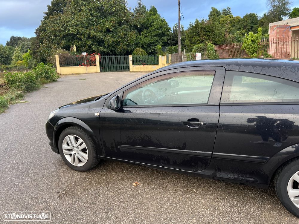 Opel Astra GTC - 6