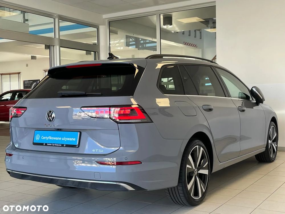 Volkswagen Golf - 6