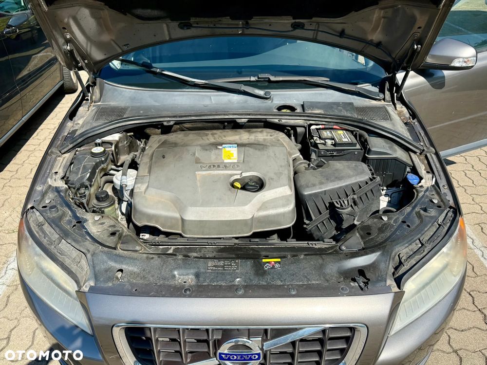 Volvo V70 2.0D Kinetic - 8