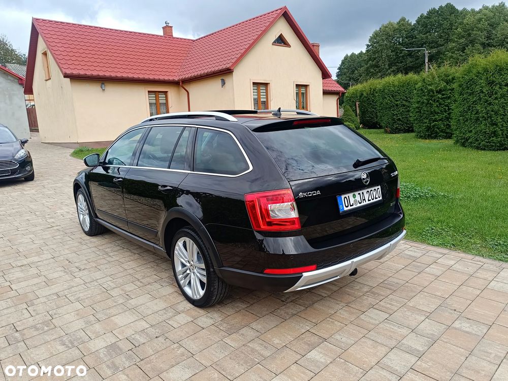 Skoda Octavia 2.0 TDI 4x4 DSG Scout - 3