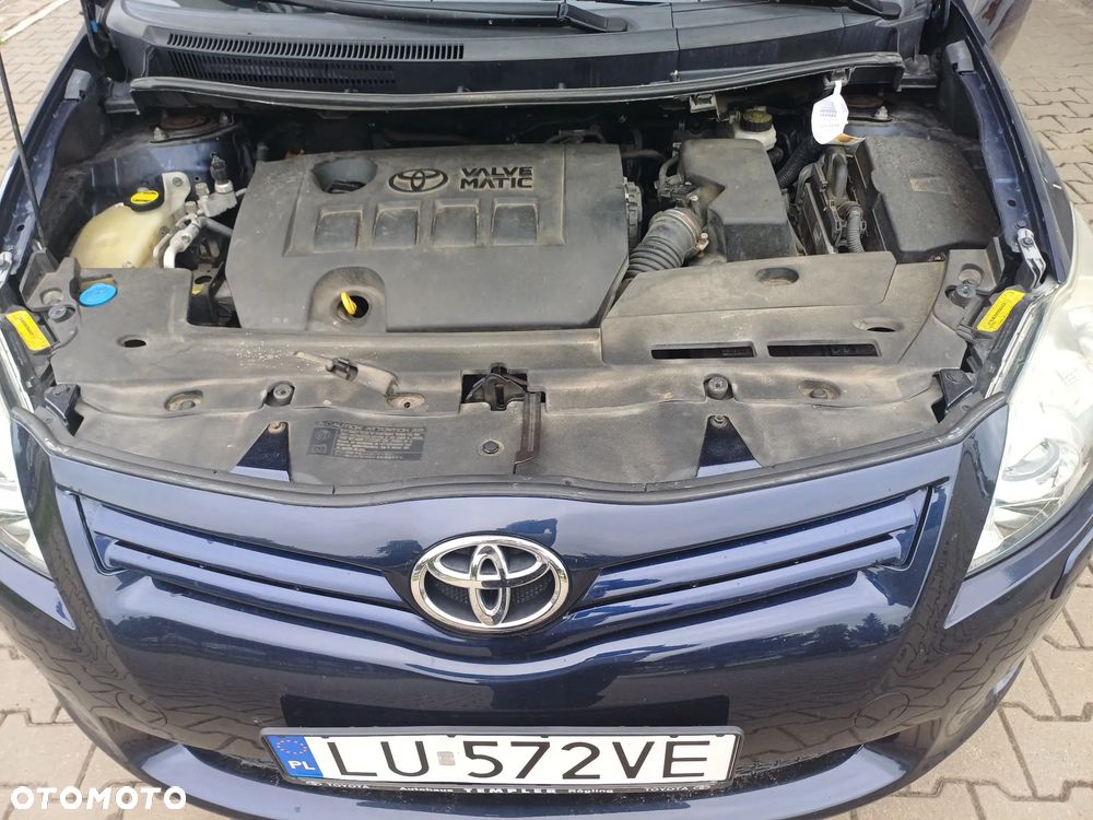 Toyota Auris 1.6 Premium - 16