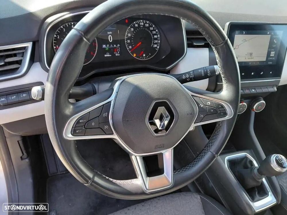 Renault Clio - 15