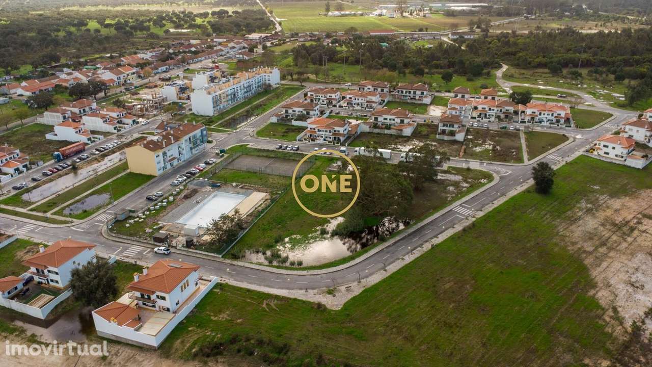 Lote de Terreno para Construção de Prédio com 8 fracções em Pegões, Mo - Grande imagem: 2/6