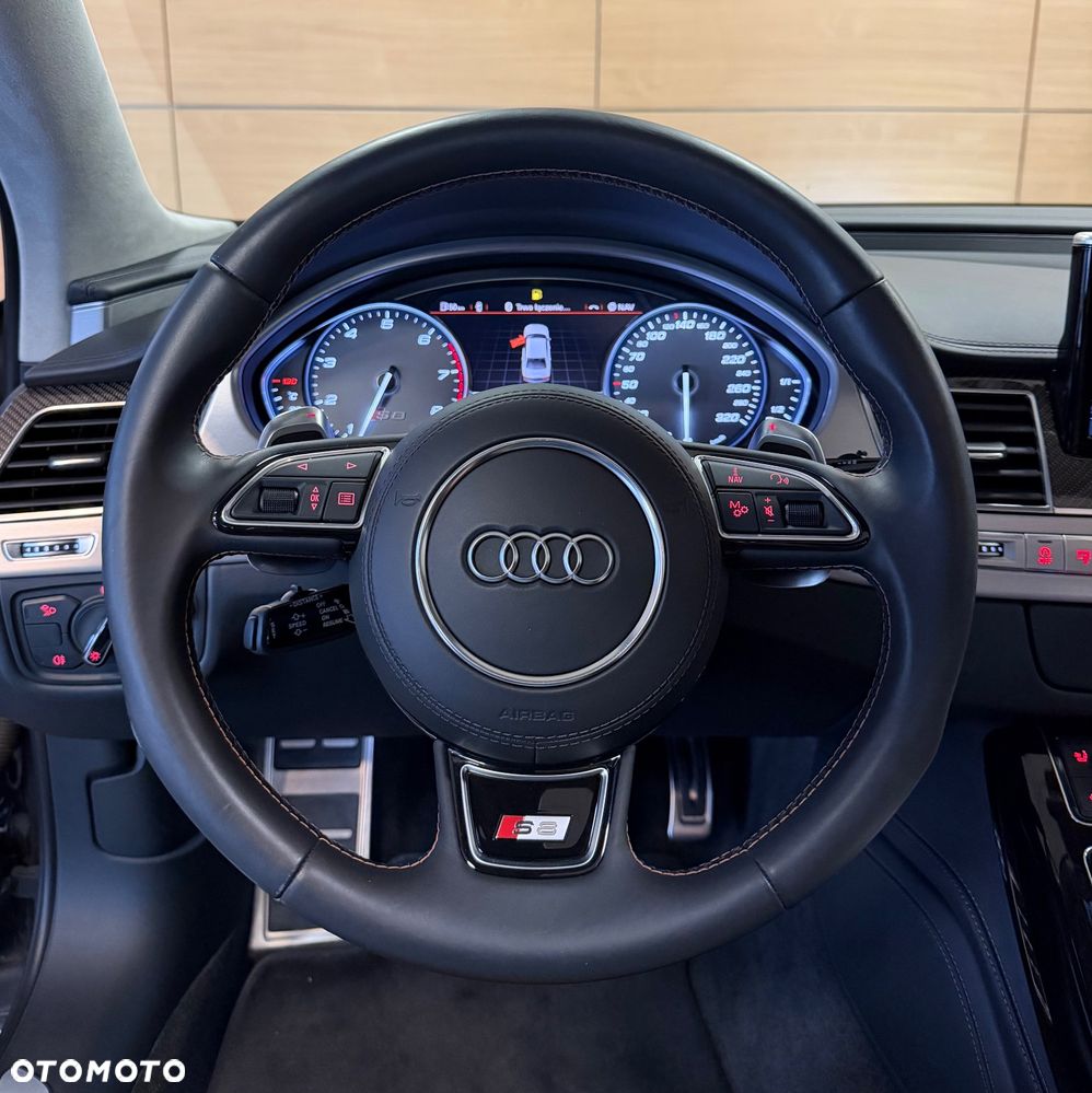Audi S8 - 21