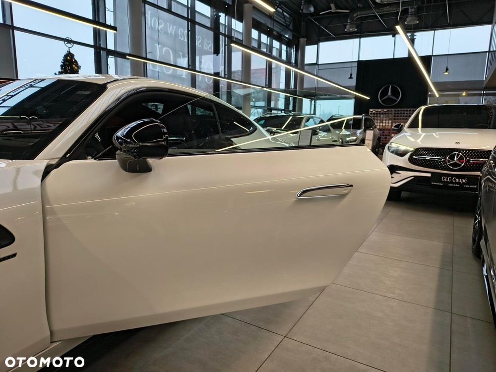 Mercedes-Benz AMG GT - 13