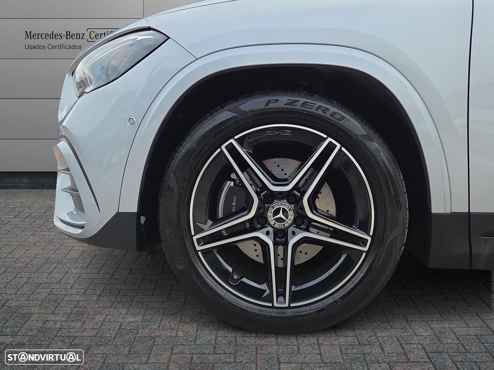 Mercedes-Benz GLA 180 d AMG Line - 6