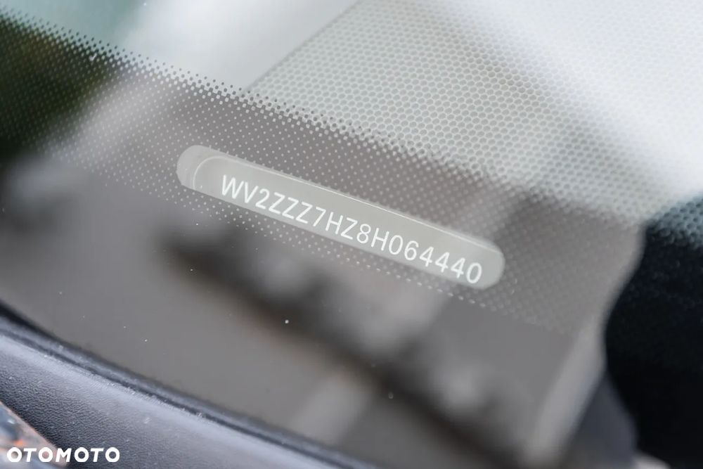 Volkswagen Caravelle - 31