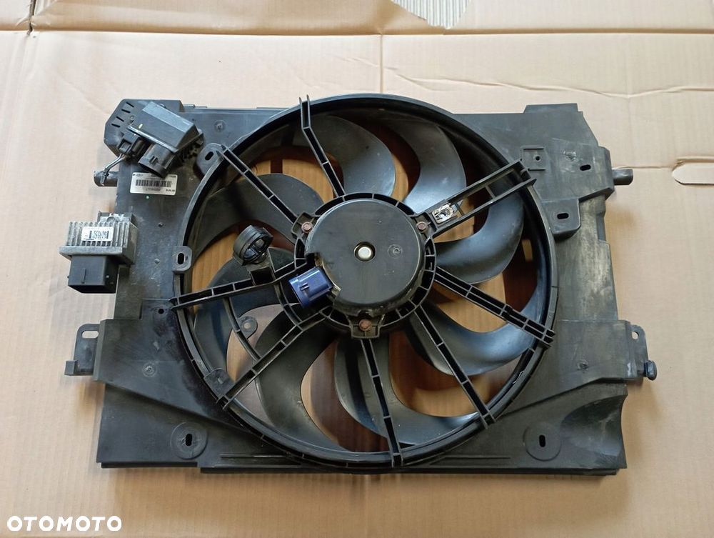 DACIA DOKKER WENTYLATOR 214816436R - 1
