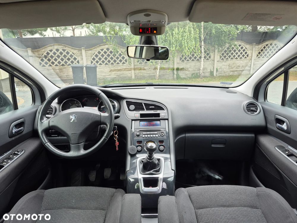 Peugeot 5008 HDI FAP 150 Family Plus - 7