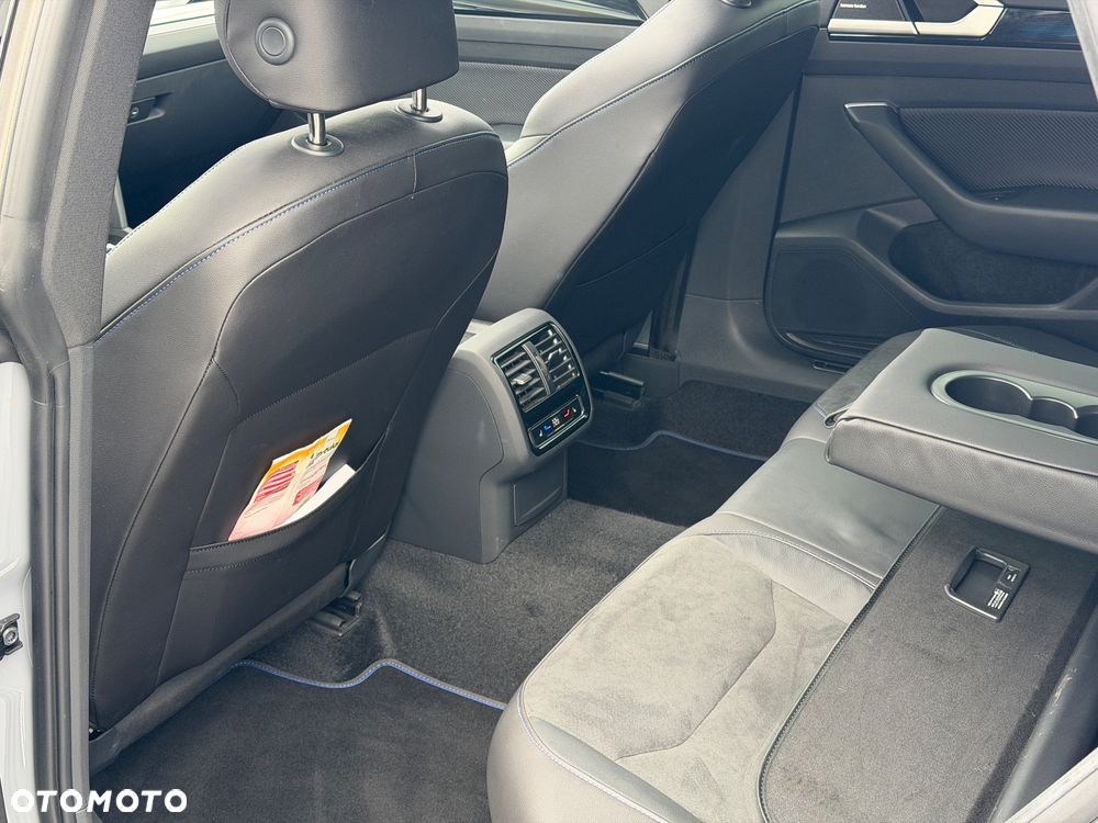 Volkswagen Arteon 2.0 TSI 4Motion R DSG - 16