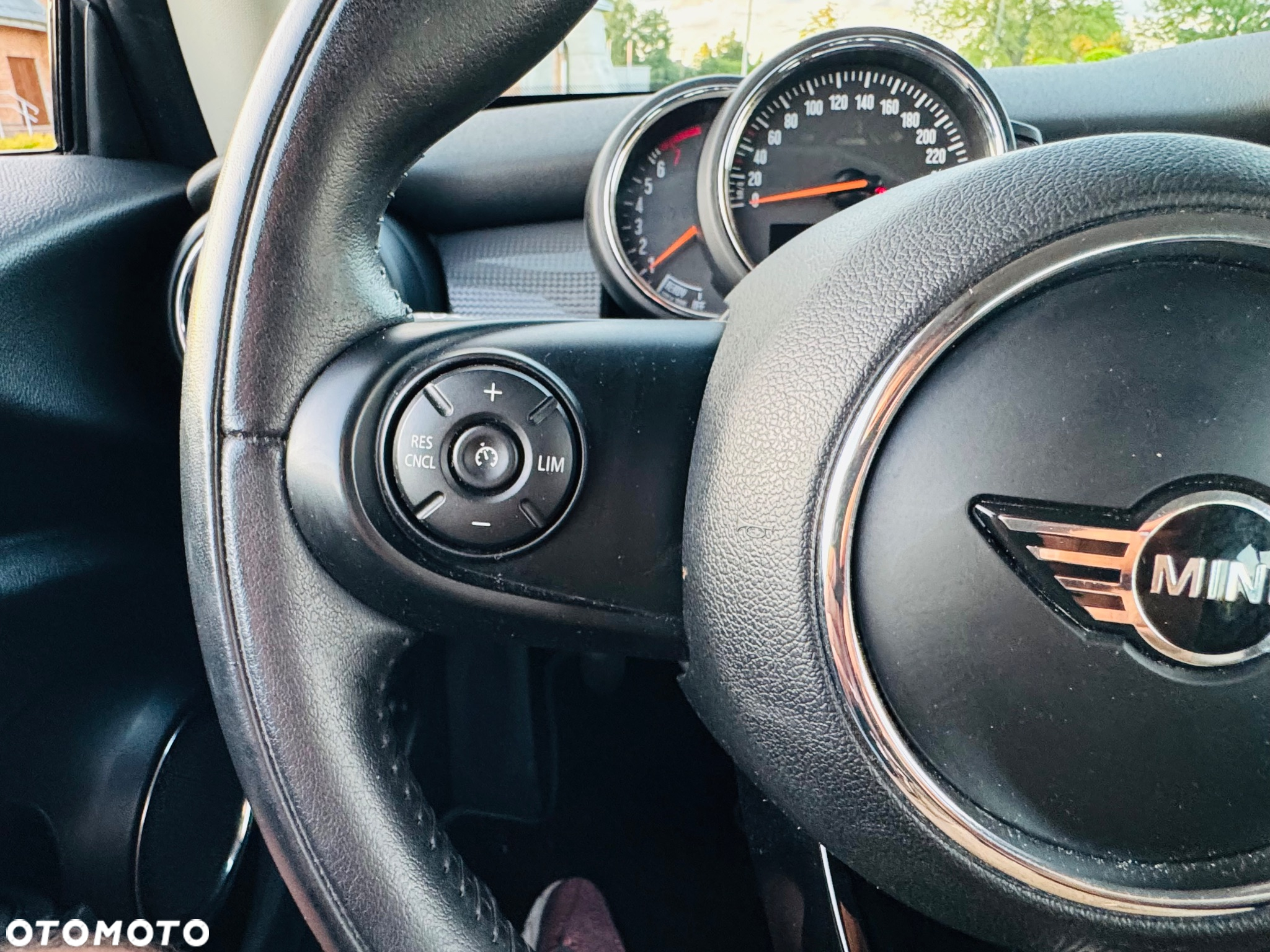 MINI Cooper - 18