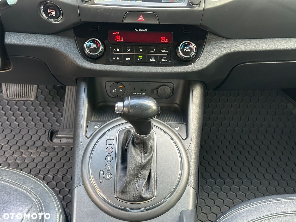 Kia Sportage 2.0 CVVT 4WD Automatik Vision - 19